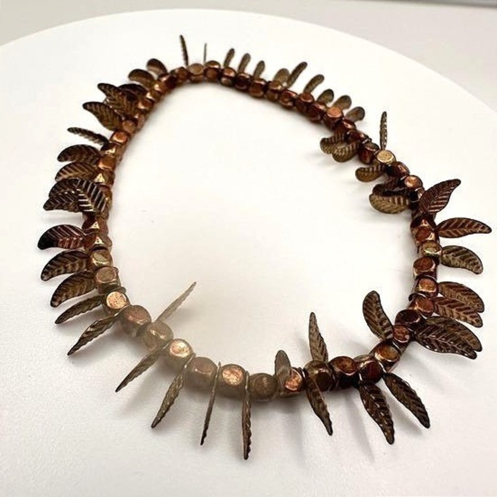 Vintage Boho Bronze Tone Leaf Charm Beaded Stretch Bracelet Nature Theme Jewelry